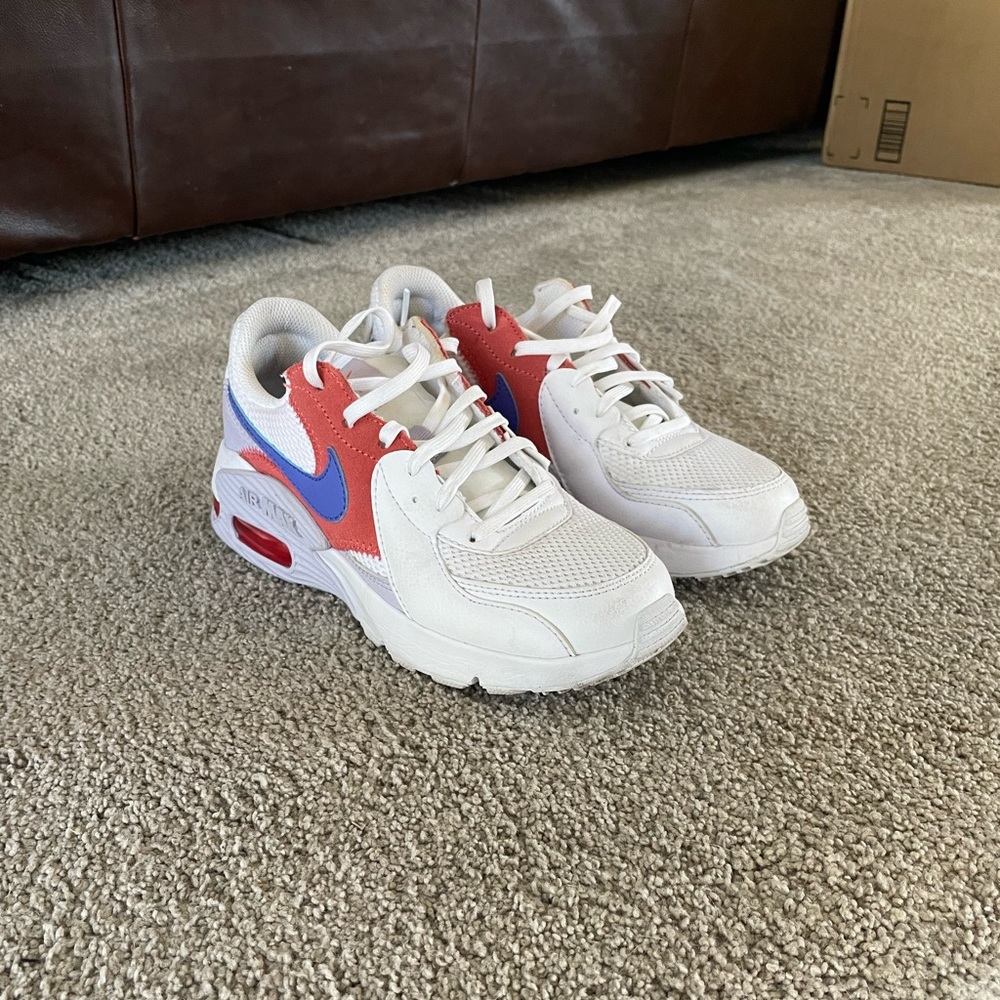 Wmns Air Max Excee “Pure Violet” Size 6.5!!!